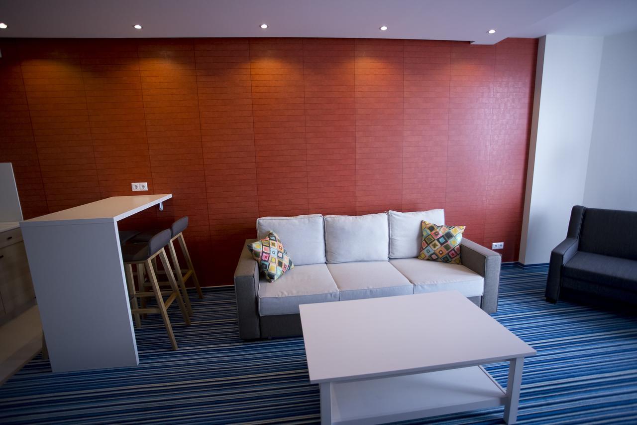 Aparthotel Tangerine Batumi Eksteriør billede