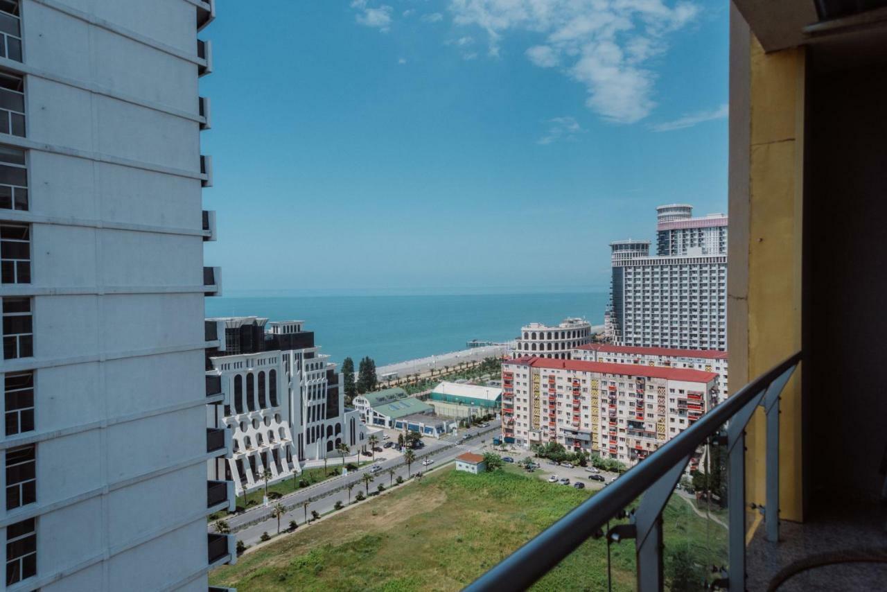 Aparthotel Tangerine Batumi Eksteriør billede